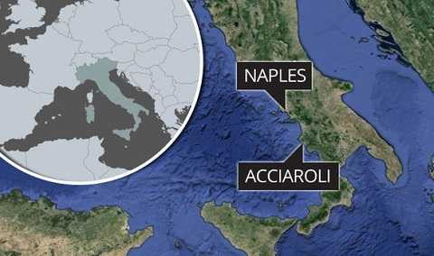 Ngôi làng Acciaroli nằm phía đông nam của nước Ý.