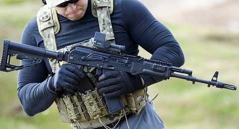 Quân Cận vệ Nga sẽ được trang bị loại súng “khét tiếng” AK-74M