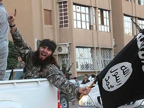 Nhiều chiến binh đang phải chuyển nghề sang làm tiểu thương để kiếm thêm tiền