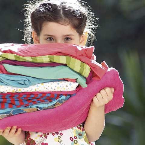 Khi lạm dụng hương thơm từ nước xả vải có thể gây kích phát các cơn hen, có khi rất trầm trọng ở cả người lớn lẫn trẻ em Khi lạm dụng hương thơm từ nước xả vải có thể gây kích phát các cơn hen, có khi rất trầm trọng ở cả người lớn lẫn trẻ em