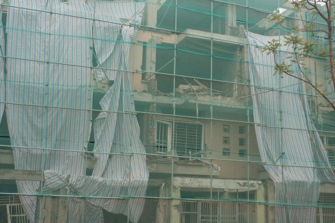 một số căn hộ ngay cạnh nơi xảy ra vụ nổ hư hỏng nặng