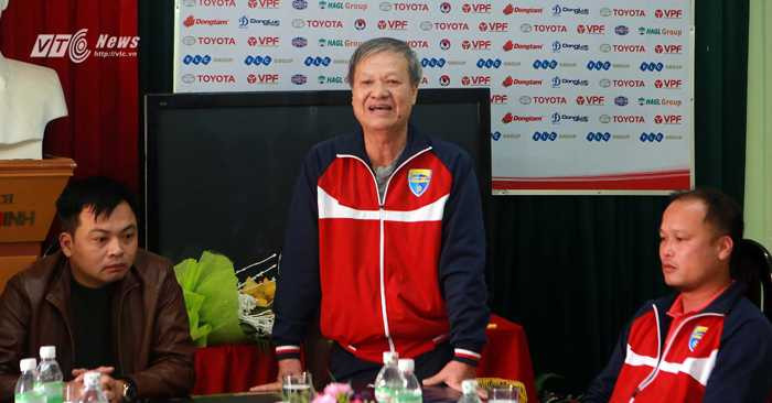 Ông Lê Thụy Hải đang đảm nhiệm chức GĐKT ở FLC Thanh Hóa (ảnh: Quang Minh)