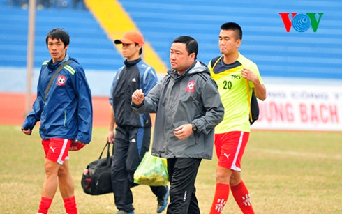 HLV Trương Việt Hoàng đang giúp Hải Phòng bay cao ở V-League 2016 dù không có nhiều ngôi sao trong đội hình