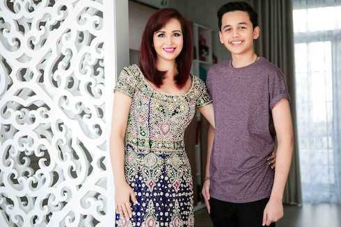 Diệu Hoa và con trai út.