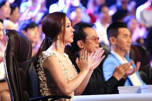 Quách Thành Danh Thu Hoài khen