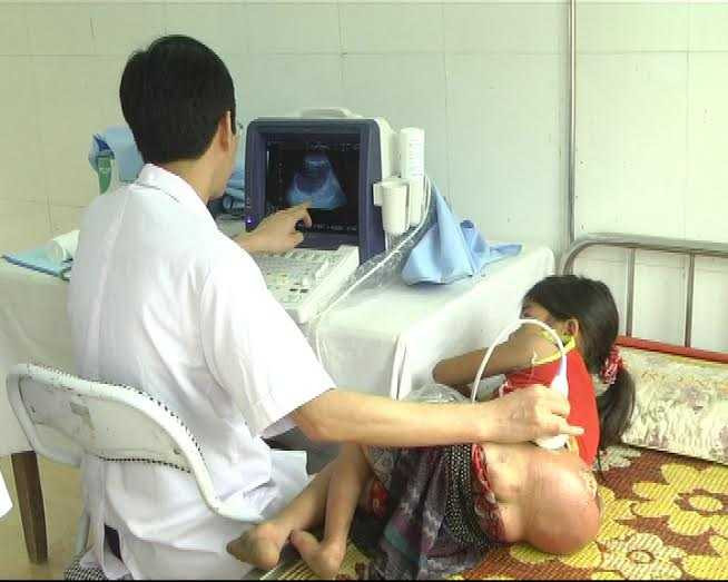 Khối u của bé Lúa được xác định do chứng Thoát vị màng não.