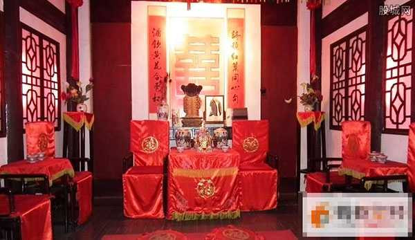 Có một thời gian ngắn, người ta không dám trộm xác mà thay vào đó chuẩn bị hình nộm…