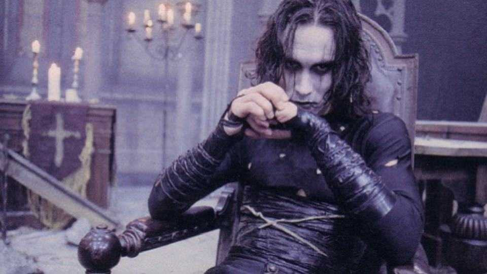 Tạo hình ấn tượng của Lý Quốc Hào trong The Crow