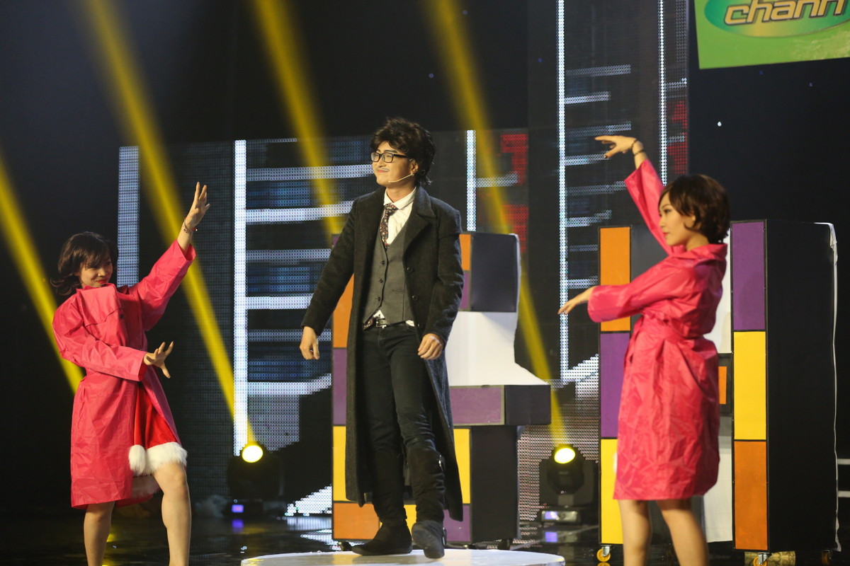 Khả Như soán ngôi 'cười ra nước mắt' của nhóm hài X-Pro