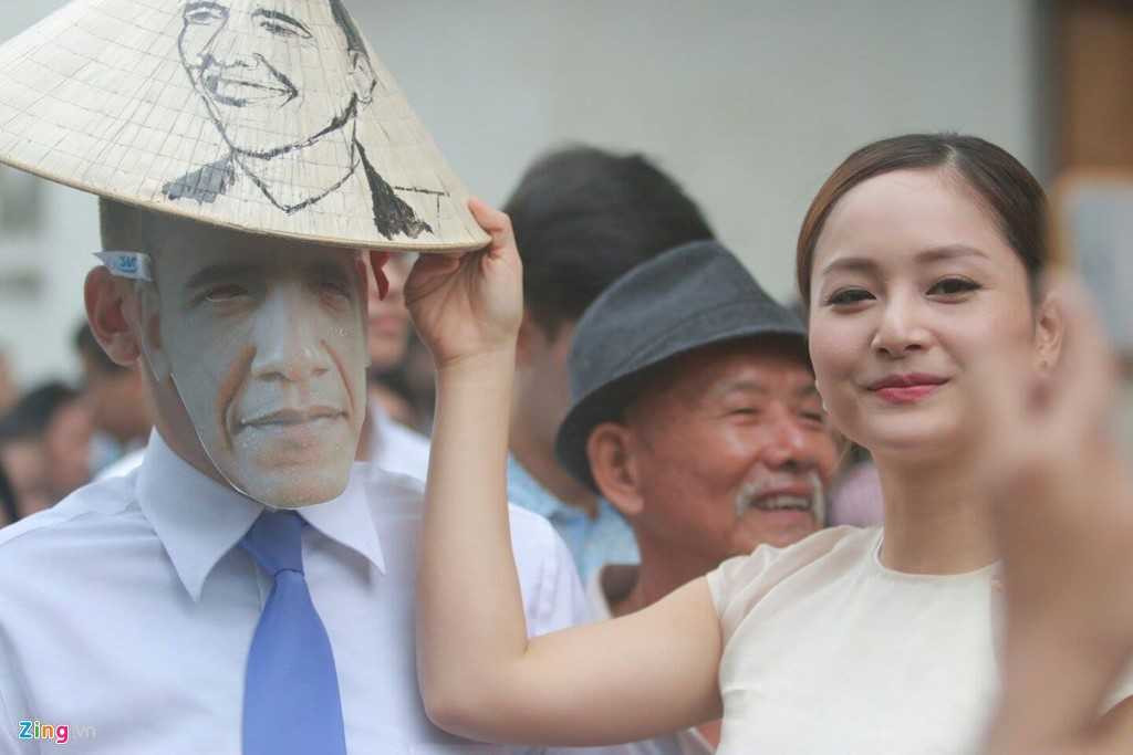 Người dân thể hiện sự yêu quý ông Obama ảnh Zing 