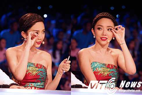 Bụi bay vào mắt phải, rồi lại bay vào mắt trái...