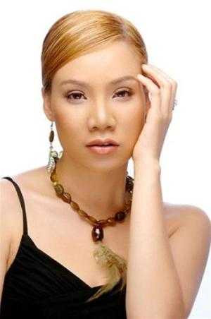 Khi mỹ nhân Việt đối diện với nghi án phẫu thuật thẩm mỹ