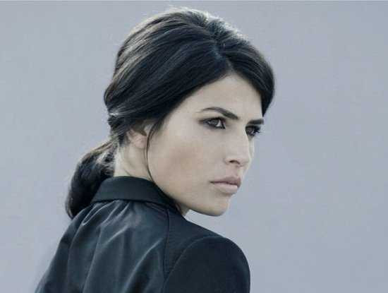 Ký ức tủi nhục của Hoa hậu bị hãm hiếp và dọa giết