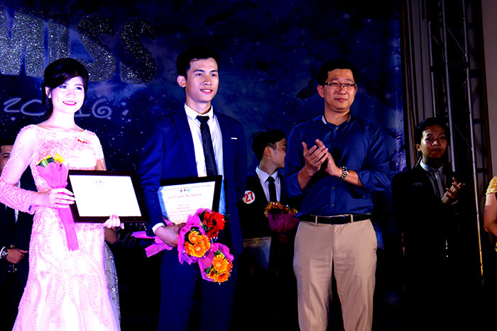 Lộ diện cặp đôi xuất sắc nhất Miss anh Mr Husac