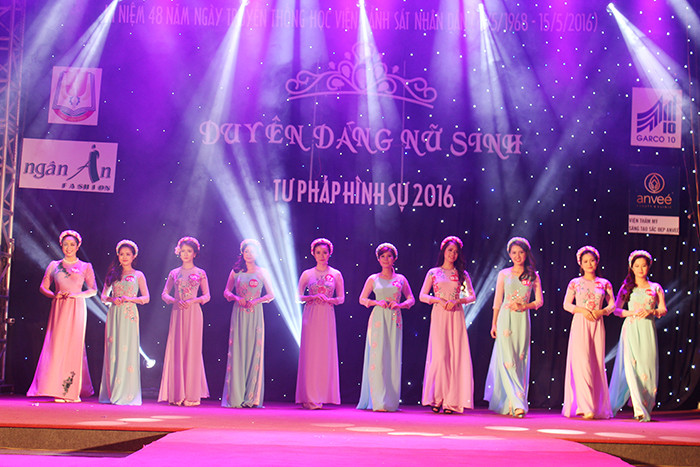 Lộ diện tân Hoa khôi “Duyên dáng Tư pháp Hình sự” 2016