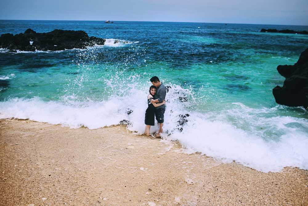 Lý Sơn tuyệt đẹp qua ảnh cưới của cặp đôi Hà thành