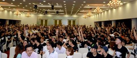 Min và Sĩ Thanh hết mình cùng game thủ Đột Kích tại offline sinh nhật - 8