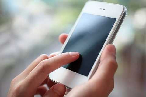 Sử dụng điện thoại trong toilet làm tăng nguy cơ nhiễm vi khuẩn có hại Sử dụng điện thoại trong toilet làm tăng nguy cơ nhiễm vi khuẩn có hại