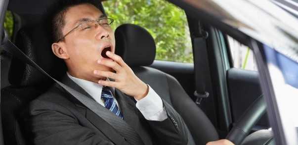 Ngủ gật khi lái xe, nguyên nhân và cách khắc phục đối với tài xế lái xe - Ảnh minh họa