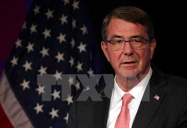 Bộ trưởng Quốc phòng Mỹ Ashton Carter