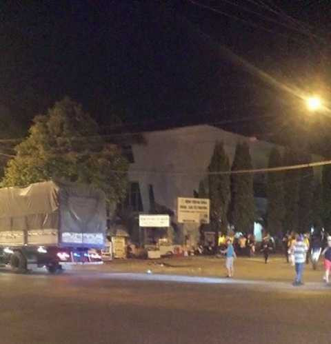 Hiện trường vụ nổ mìn tự chế Hiện trường vụ nổ mìn tự chế