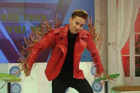 Nam vương 'Bước nhảy hoàn vũ 2016' S.T 365 muốn học đàn, sáng tác