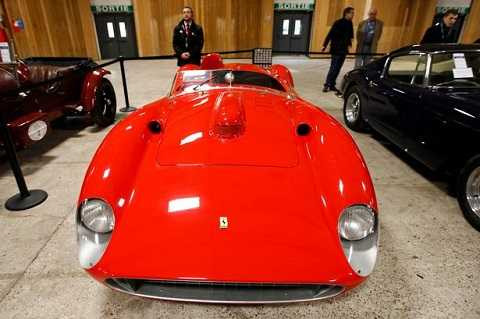 Chiếc Ferrari trong phiên đấu giá