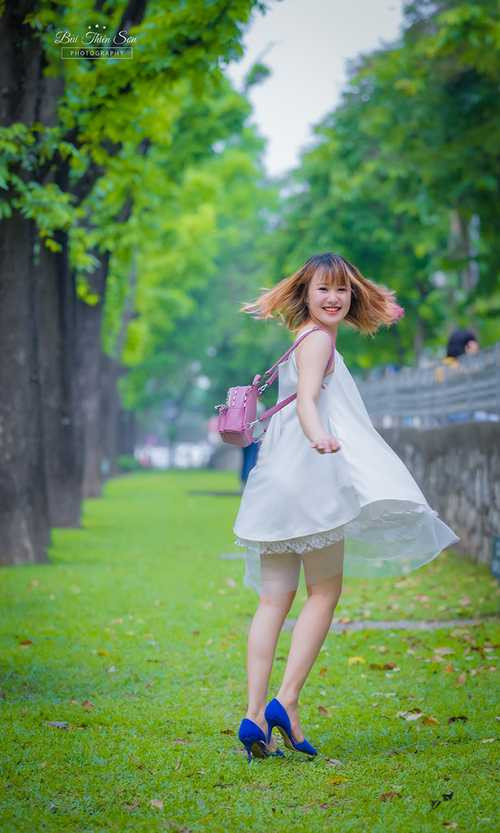 Ngất ngây trước nụ cười tỏa nắng của hot girl Bắc Giang