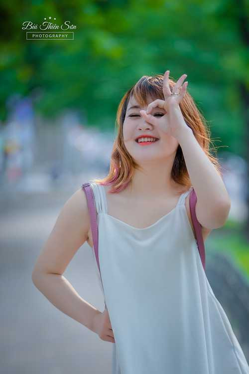 Ngất ngây trước nụ cười tỏa nắng của hot girl Bắc Giang