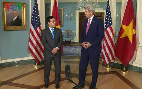 Ngoại trưởng Mỹ John Kerry nêu rõ chính quyền Tổng thống Obama đặc biệt đánh giá cao những nỗ lực của Việt Nam cùng các nước kết thúc đàm phán Hiệp định TPP - Ảnh: VOV