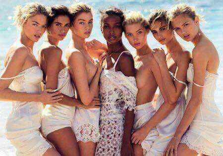 Ngọc Trinh và dàn mẫu bắt chước thiên thần Victoria's Secret