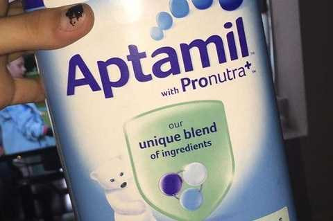 Người mẹ này vừa nộp đơn khiếu nại lên công ty Aptamil