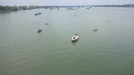 Hiện trường, nơi nam thanh niên nhảy tự tử