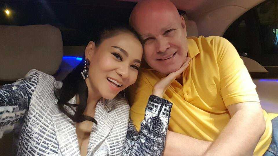 Đừng bao giờ ngại nói lời ngọt ngào dành cho nhau