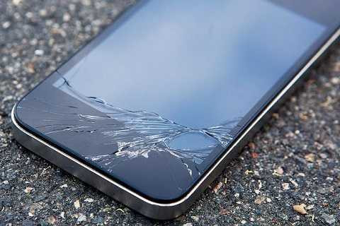 Thiết kế iPhone vỏ kính có thể sẽ dễ dàng bị vỡ hơn so với vỏ kim loại. Thiết kế iPhone vỏ kính có thể sẽ dễ dàng bị vỡ hơn so với vỏ kim loại.