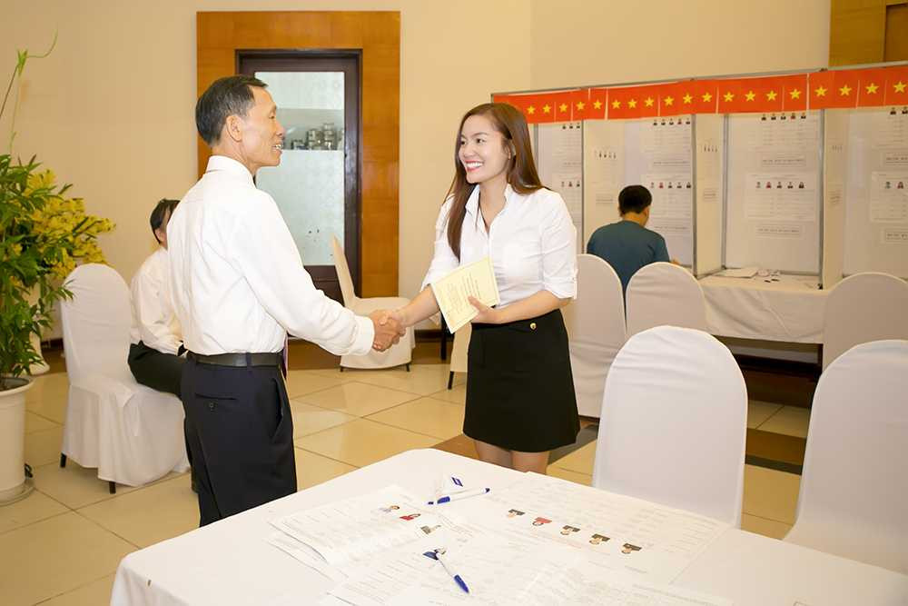 Nữ ca sĩ xinh đẹp mong muốn bầu chọn cho đại biểu nữ ưu tú