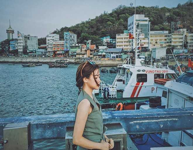 Nữ sinh 9x gây sốt với những hình ảnh độc đáo