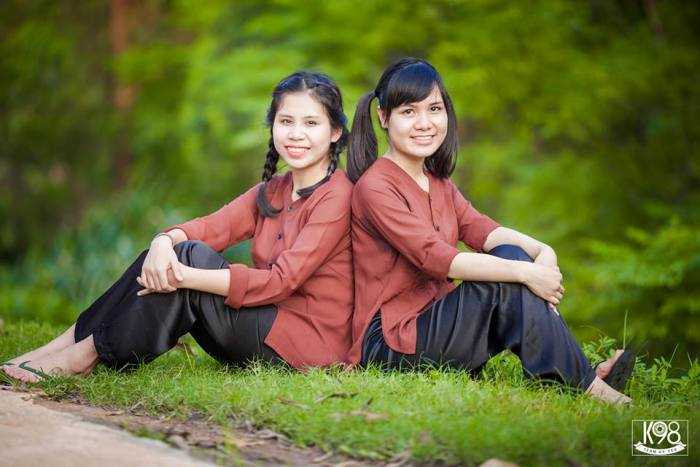 Bộ ảnh kỷ yếu “nông thôn” độc, lạ của học sinh Bắc Giang