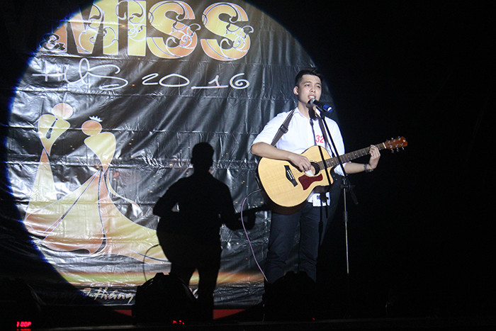 Miss anh Mr HUS 2016