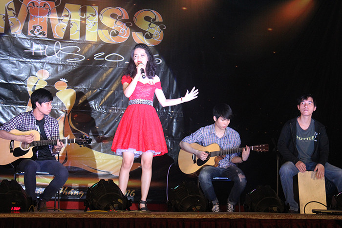 Miss anh Mr HUS 2016