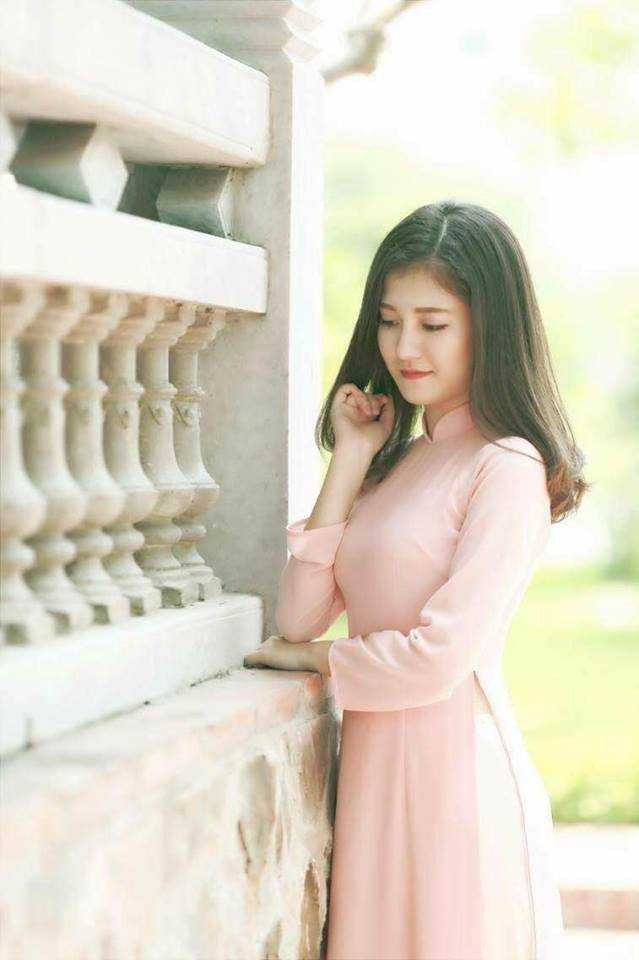 Linh Chi tâm niệm: Hãy sống là chính mình, bình thường nhưng không tầm thường