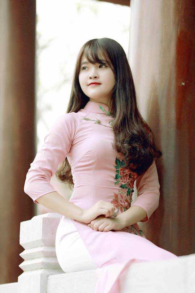 Nguyễn Thị Thanh Huyền tâm niệm: Cuộc sống không cho bạn tất cả những gì bạn ước mơ nhưng cuộc sống cho bạn được lựa chọn ước mơ và quyền được thực hiện đó. 