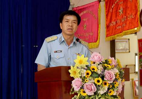 Thiếu tướng Lâm Quang Đại, Phó Chính ủy Quân chủng Phòng không - Không quân (Bộ Quốc phòng), khẳng định phải bảo vệ chủ quyền bằng mọi giá. Ảnh: LÊ THOA