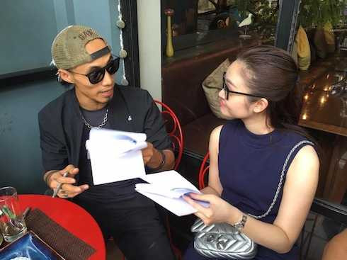 Phạm Anh Khoa và MC Thuỳ Linh ăn ý.