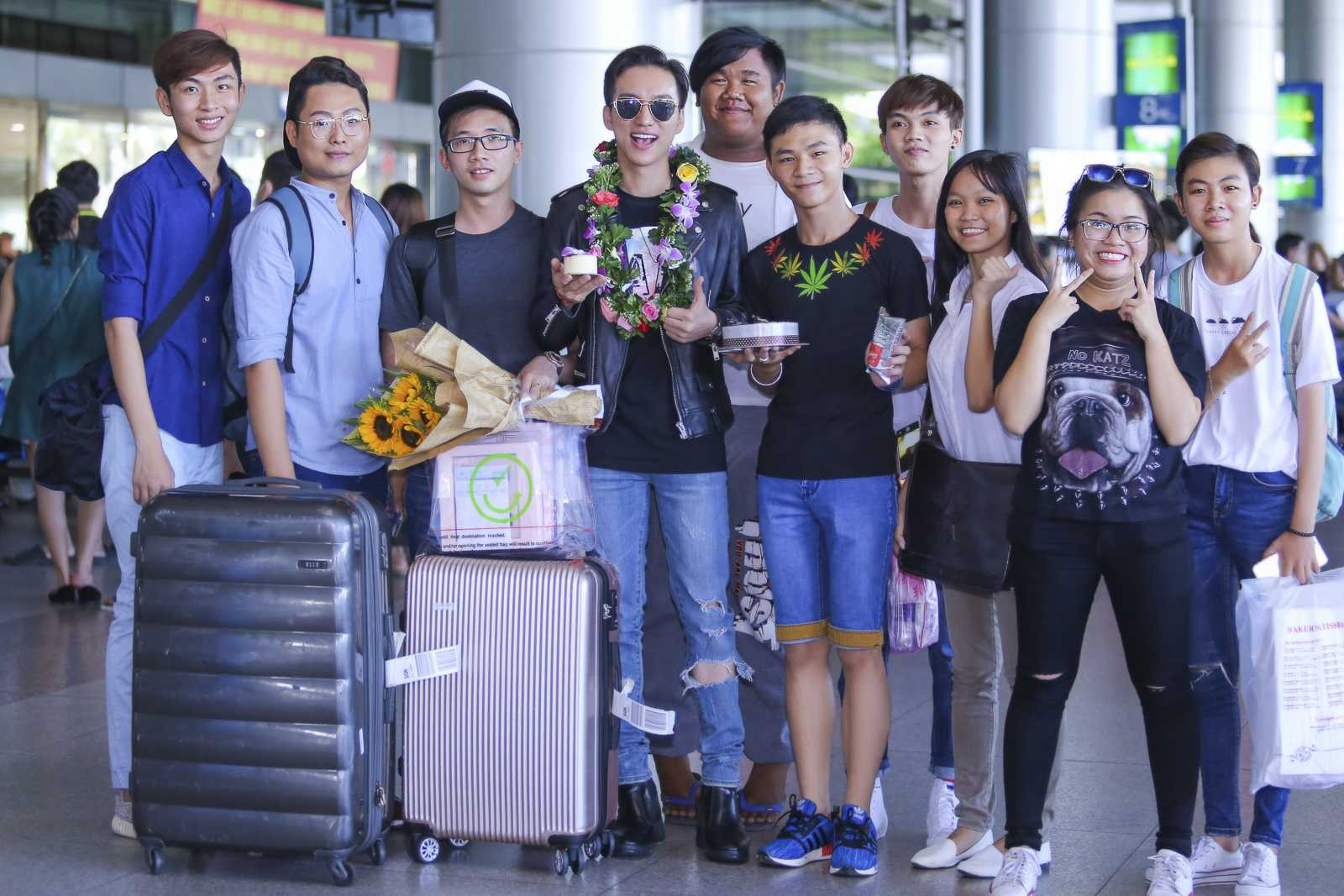 'Phạm Hương phiên bản nam' chia sẻ về những lùm xùm tại Mister Global