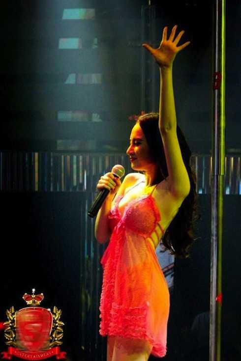 Angela Phương Trinh 12