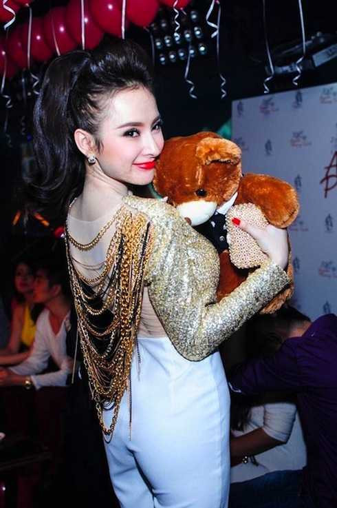 angela phương trinh 4