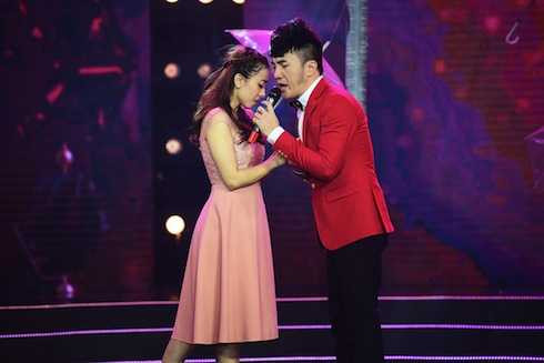 Dương Ngọc Thái hát ca khúc Đừng nhắc chuyện lòng