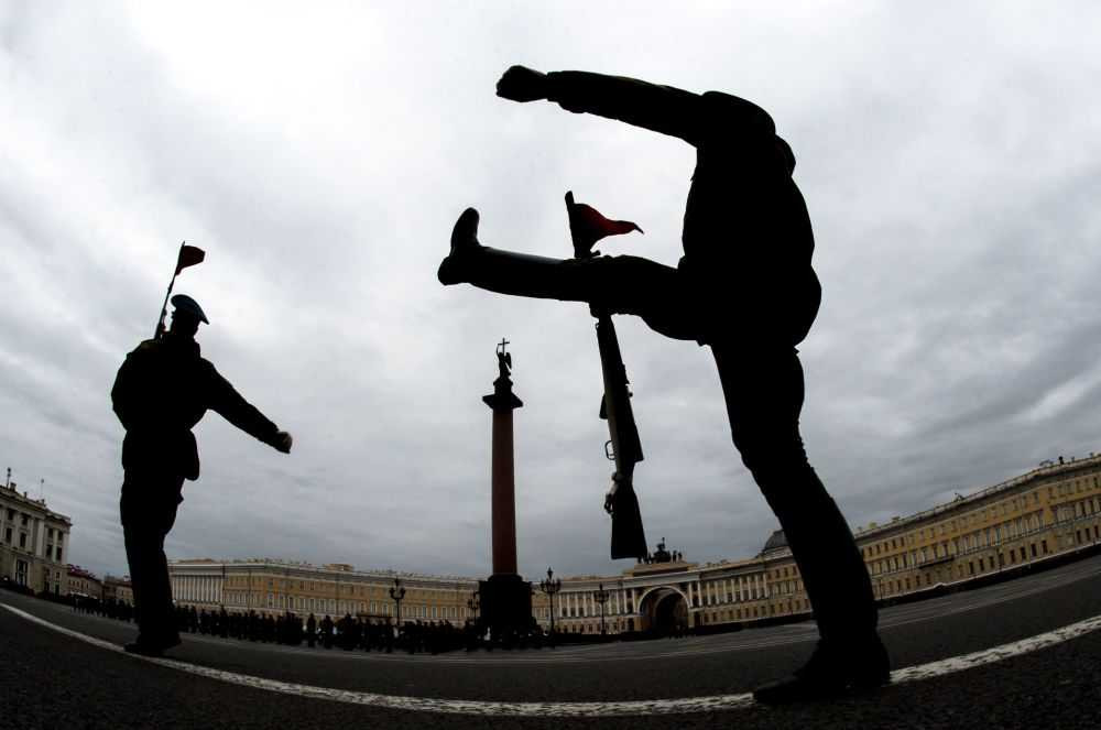 Ngoài khối diễu hành, lễ duyệt binh còn có sự tham gia của đội quân nhạc