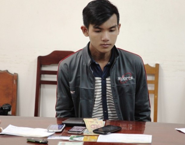 Nam sinh quay clip tống tiền nữ sinh. Ảnh do công an cung cấp